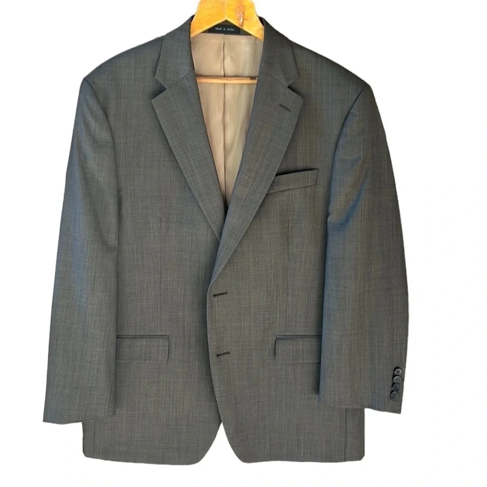 Lauren Ralph Lauren Men’s 42R 100% Wool Blazer. Sports Coat Like New Warm Gray.